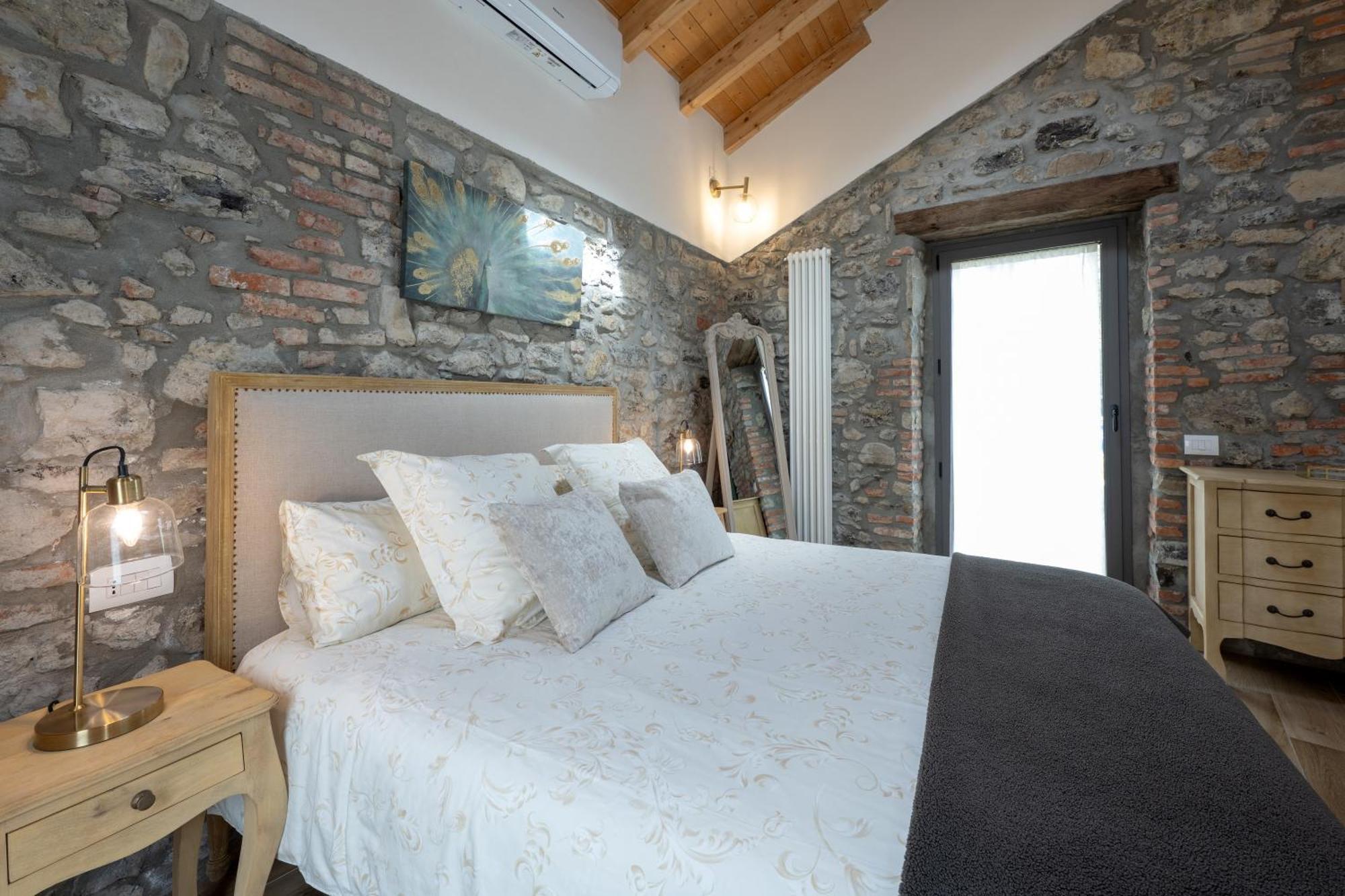 Lora Villa, With Lake View Ossuccio Buitenkant foto